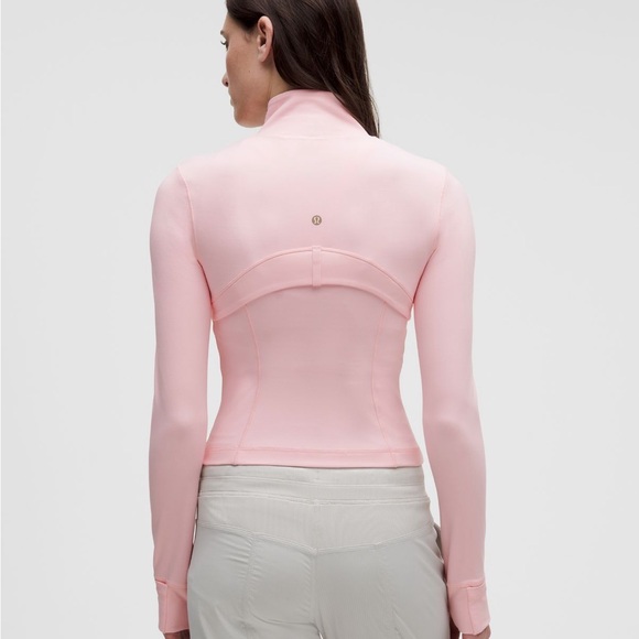 Define Cropped Jacket - Picture 2 of 5